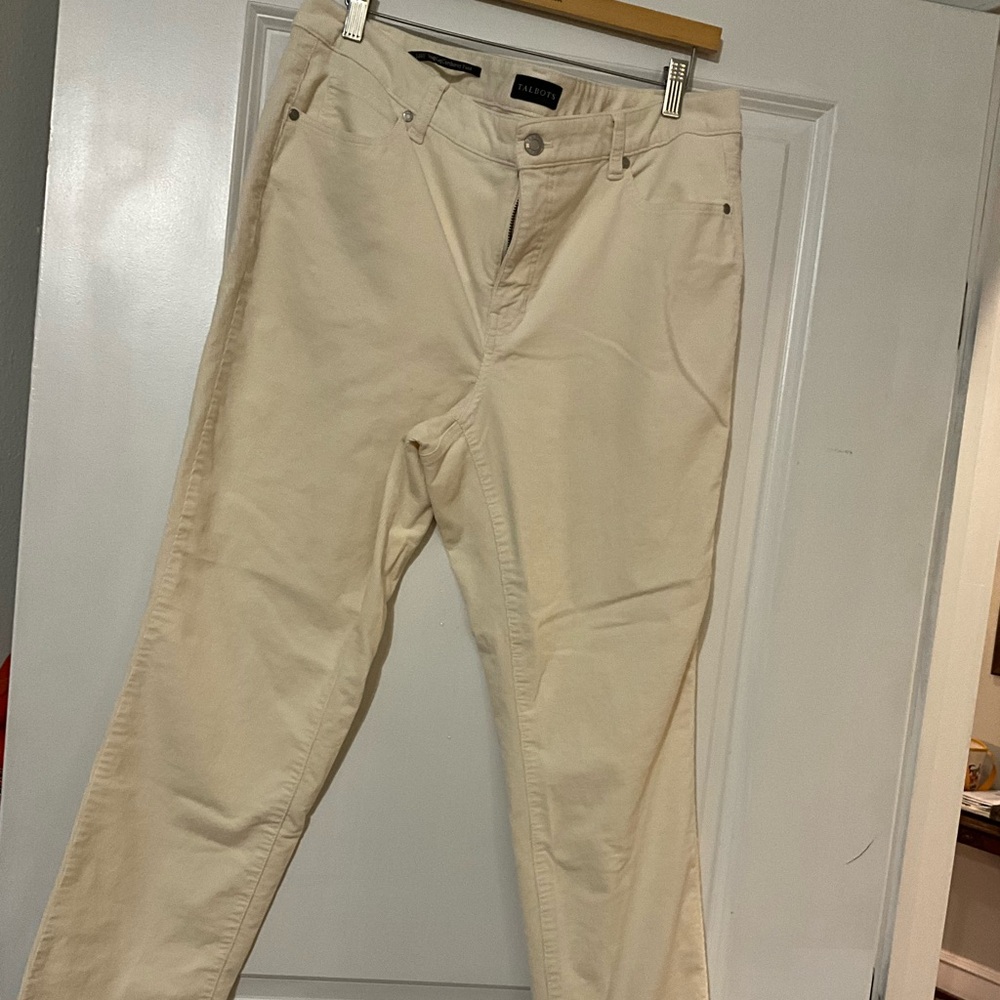 TALBOTS 14WP  Women Petite Ivory corduroy jeans this season